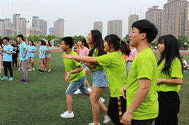 说明: C:\Users\Teacher\Desktop\2016级会计专业活动九州中国有限公司\照片集\呐喊吧.png